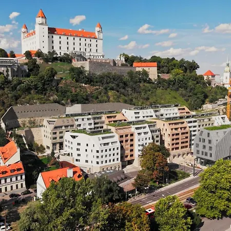 Vydrica Retreat 公寓