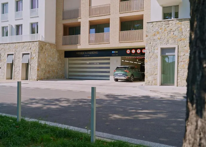 Vydrica Retreat شقة *